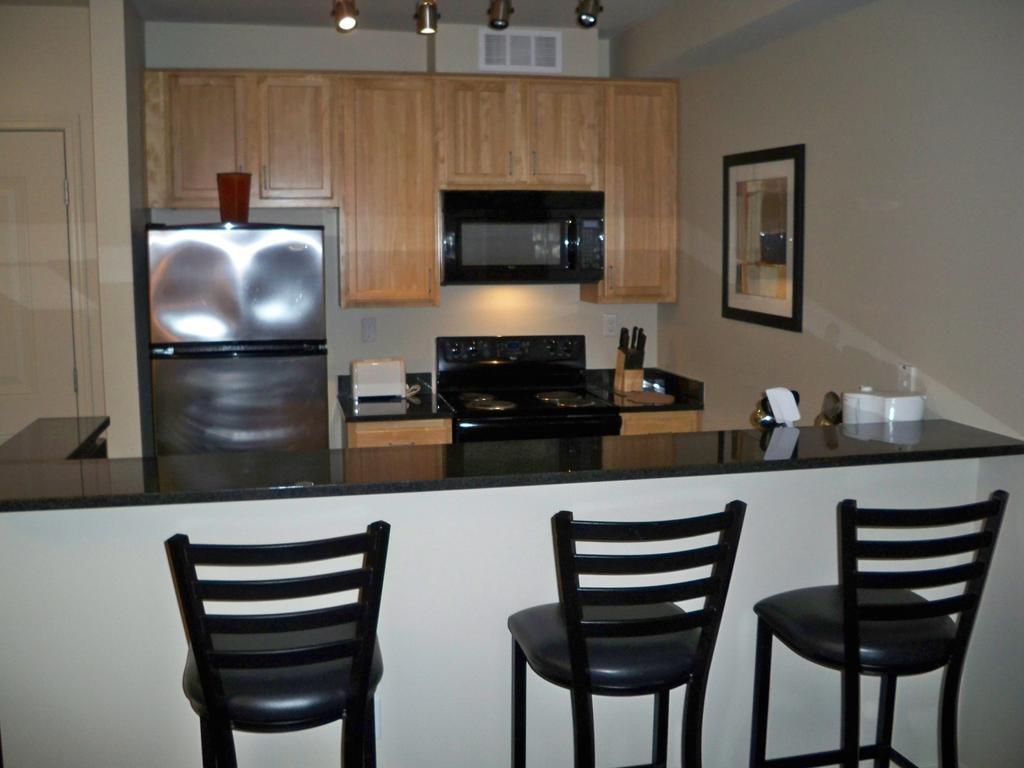Bridgestreet At Current At The Banks Aparthotel Cincinnati Room photo
