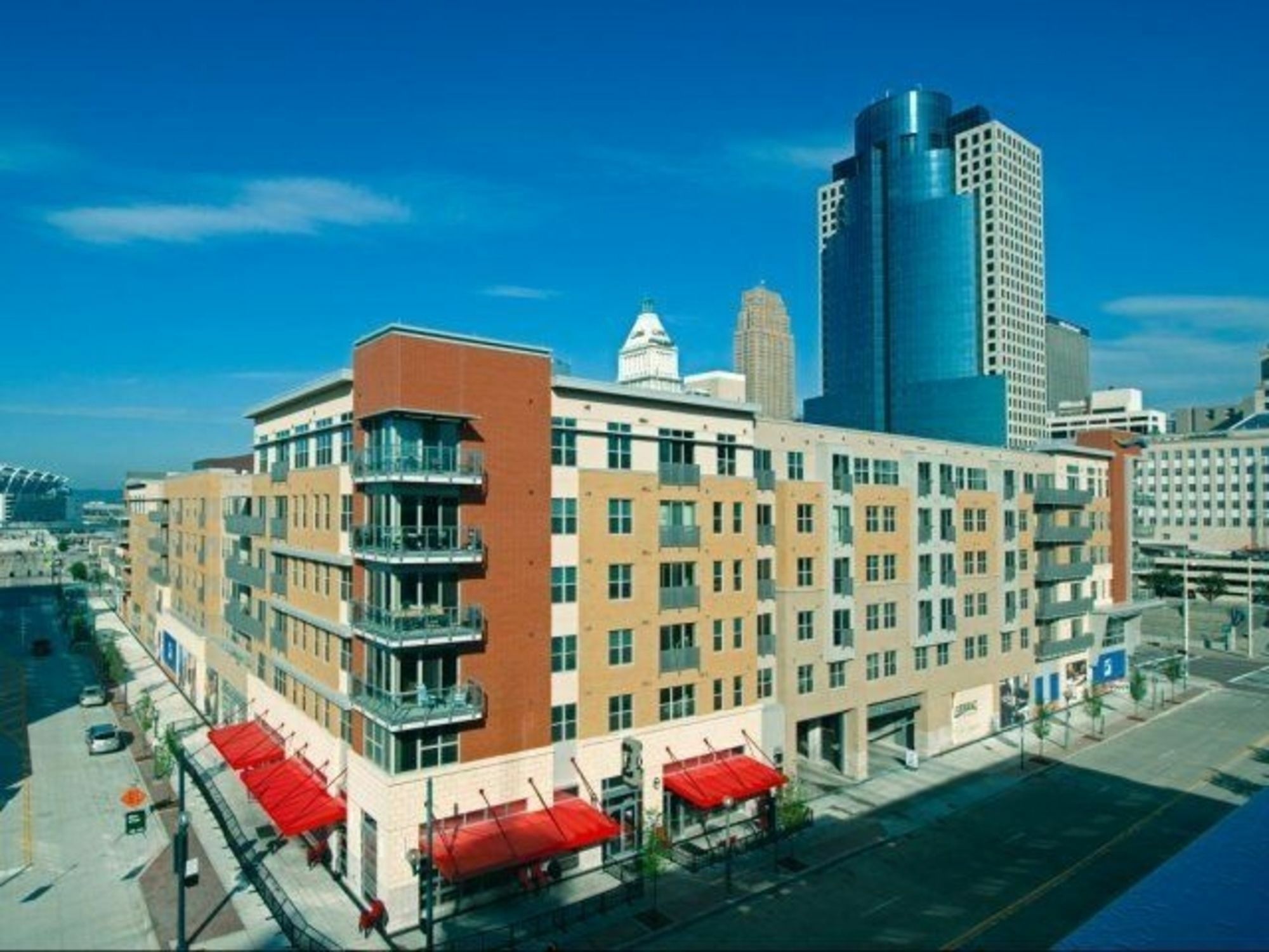 Bridgestreet At Current At The Banks Aparthotel Cincinnati Exterior photo